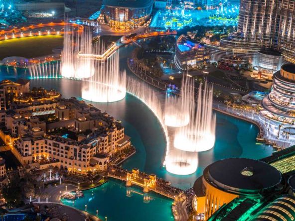 modern tourist destination Dubai